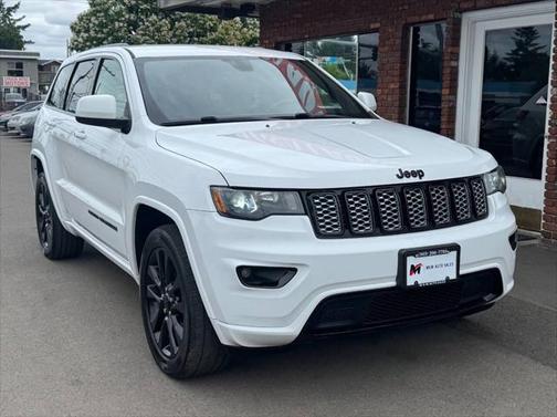 2017 Jeep Grand Cherokee Altitude