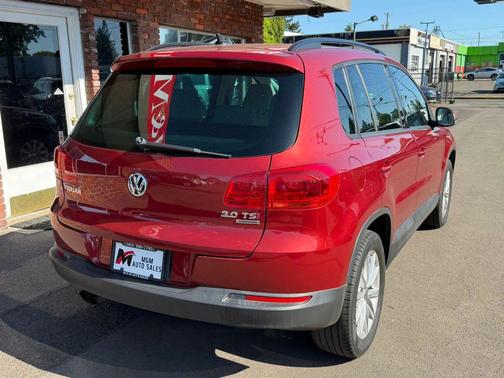 Wild Cherry Metallic 2015 Volkswagen Tiguan 2.0T SE 4MOTION