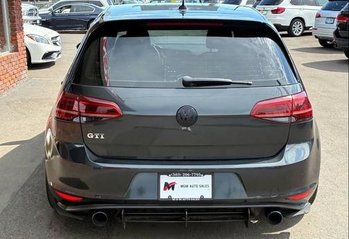 2017 Volkswagen Golf GTI 2.0T S 4-Door