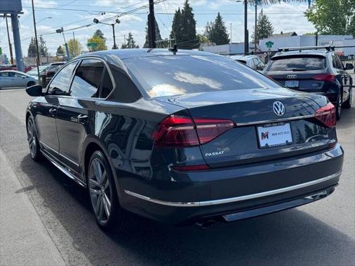 2017 Volkswagen Passat 1.8T R-Line w/Comfort