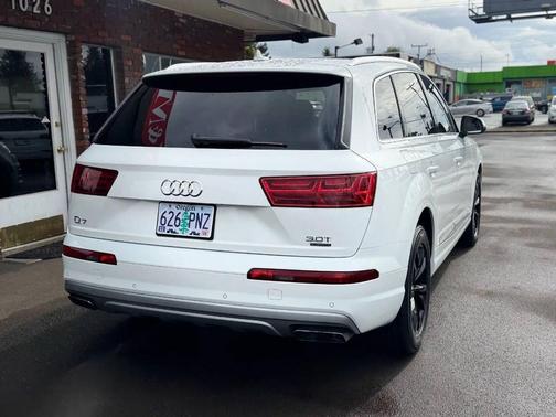 2017 Audi Q7 3.0T Premium