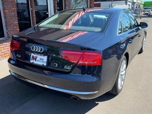 Night Blue Pearl Effect 2011 Audi A8 4.2 quattro