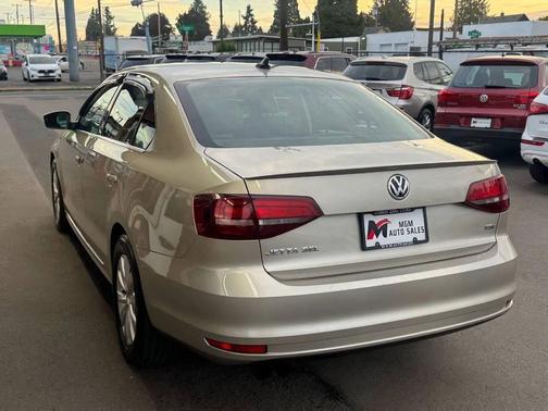 2016 Volkswagen Jetta 1.8T SEL