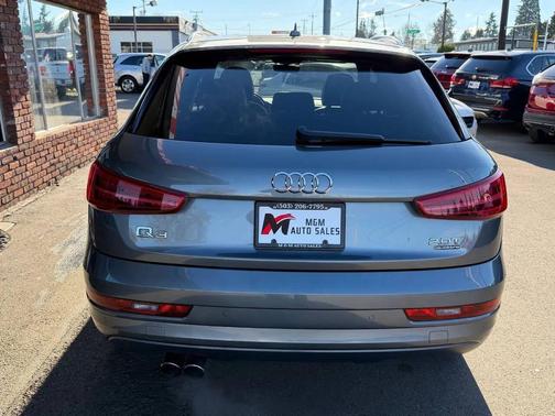2017 Audi Q3 2.0T Premium Plus