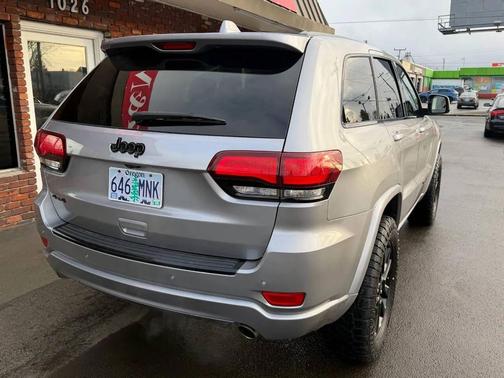 2018 Jeep Grand Cherokee Altitude