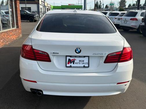 2013 BMW 528 xDrive