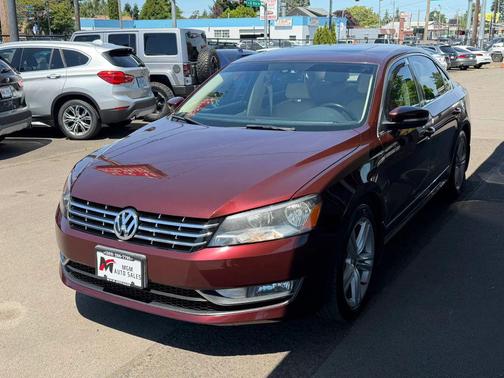 Opera Red Metallic 2014 Volkswagen Passat 2.0L TDI DSG SEL Premium