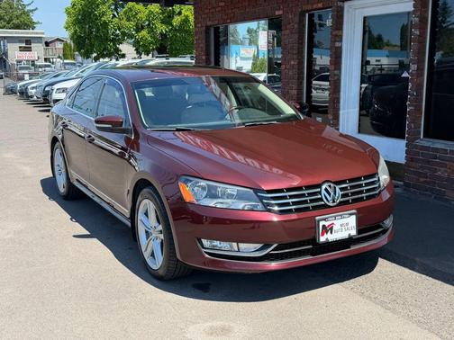 Opera Red Metallic 2014 Volkswagen Passat 2.0L TDI DSG SEL Premium