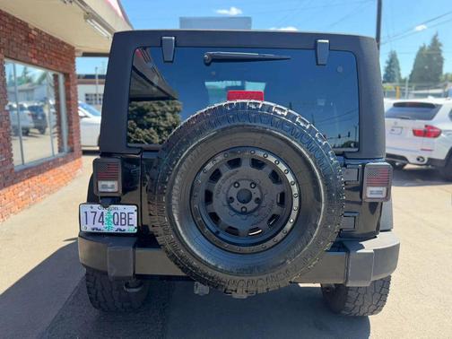 Black Clearcoat 2015 Jeep Wrangler Unlimited Sahara