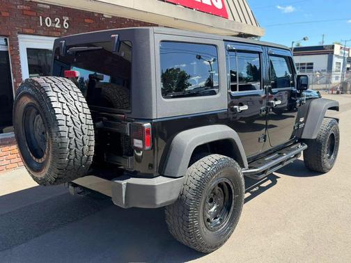 Black Clearcoat 2015 Jeep Wrangler Unlimited Sahara