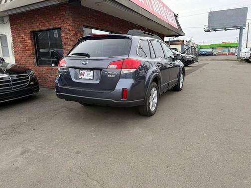 2014 Subaru Outback 2.5i