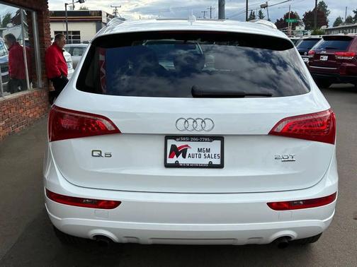 2012 Audi Q5 2.0T Premium Plus