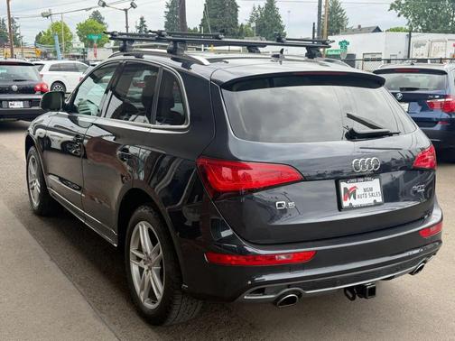 Blue 2013 Audi Q5 3.0T Premium Plus