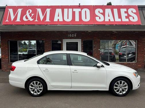 Candy White 2013 Volkswagen Jetta SE