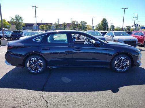 2026 Hyundai SONATA SEL