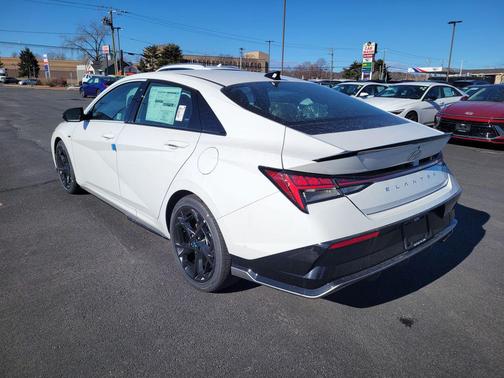 2025 Hyundai ELANTRA N Line