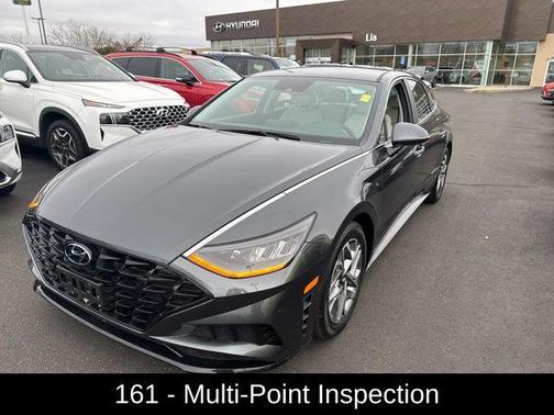 2022 Hyundai SONATA SEL