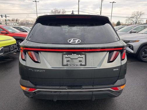 Amazon Gray 2022 Hyundai TUCSON SEL