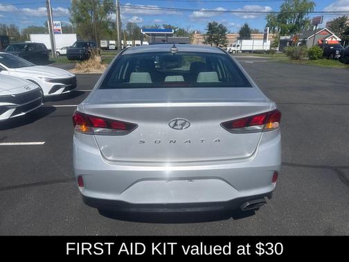 Symphony Silver 2018 Hyundai SONATA SEL