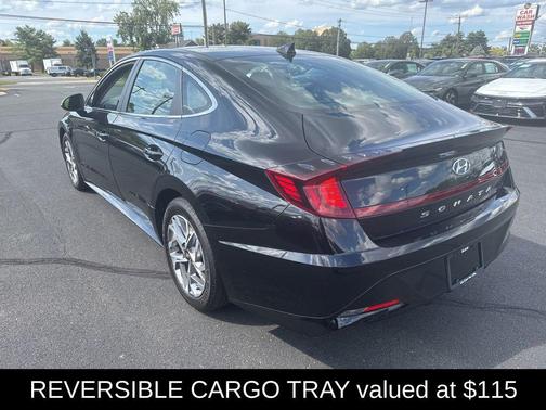 2022 Hyundai SONATA SEL