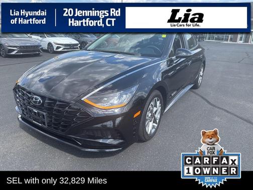 2022 Hyundai SONATA SEL