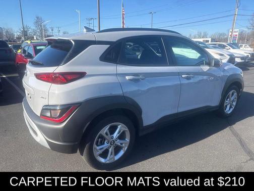 2023 Hyundai KONA SEL