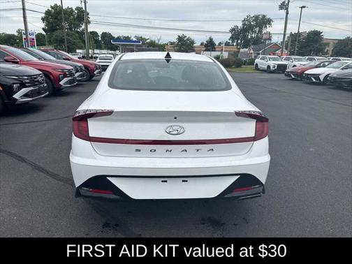 2022 Hyundai SONATA SEL