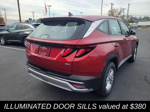 2026 Hyundai TUCSON SE