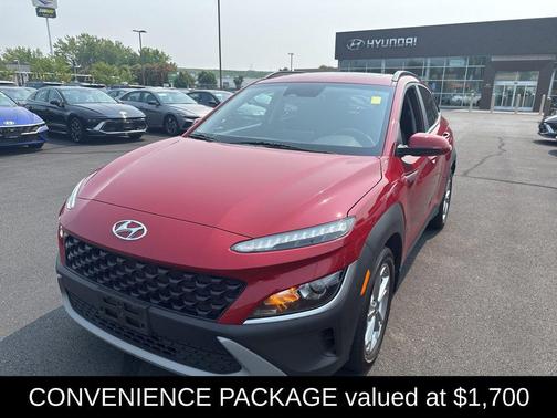 2022 Hyundai KONA SEL