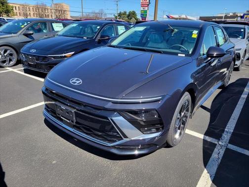 2025 Hyundai SONATA SEL
