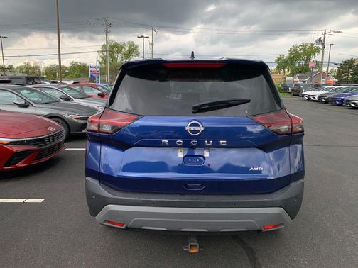 Caspian Blue Metallic 2023 Nissan Rogue S
