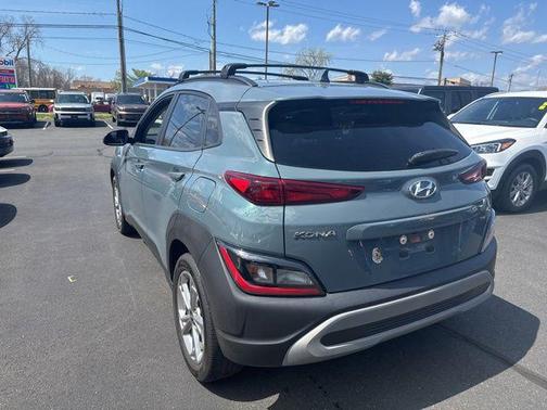 2022 Hyundai KONA SEL