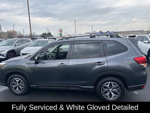 2024 Subaru Forester Premium