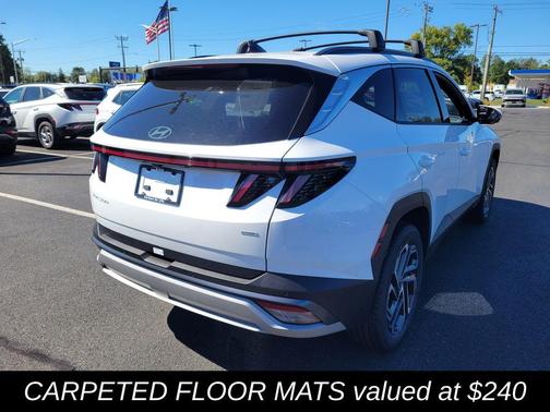 2026 Hyundai TUCSON SE