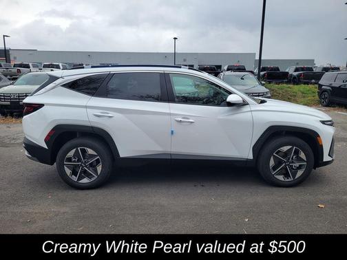 Creamy White Pearl 2026 Hyundai TUCSON Hybrid SEL