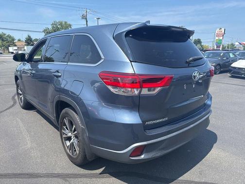 2019 Toyota Highlander LE Plus