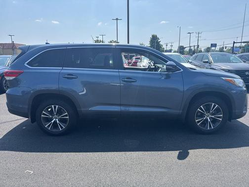 2019 Toyota Highlander LE Plus