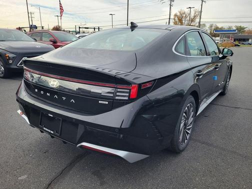 Abyss Black 2026 Hyundai SONATA Hybrid Limited