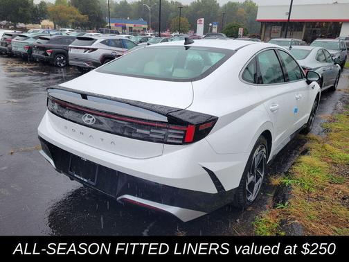 2026 Hyundai SONATA SEL