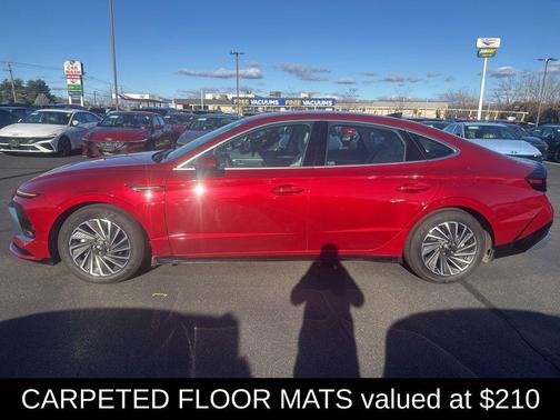 2024 Hyundai SONATA Hybrid SE