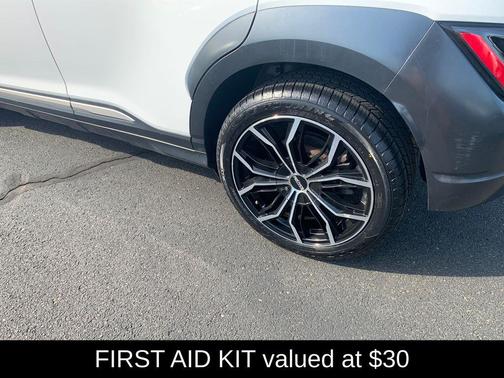Lunar White 2023 Hyundai KONA Limited