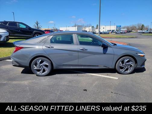 2025 Hyundai ELANTRA Sport