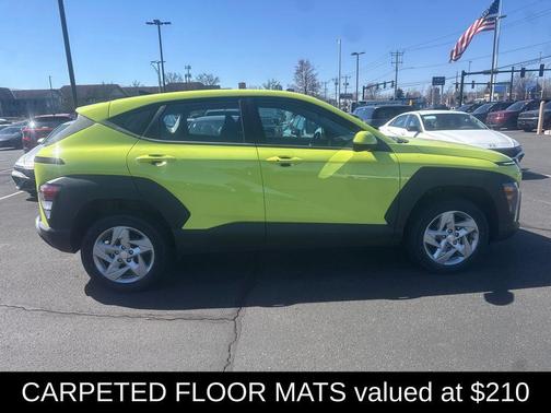Neoteric Yellow 2024 Hyundai KONA SE