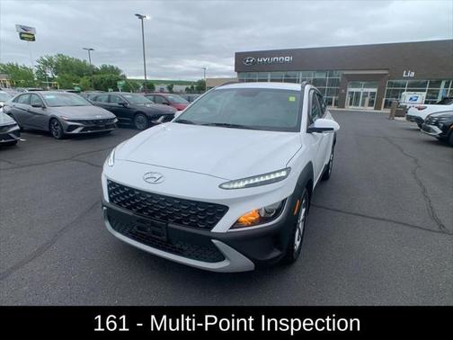 2022 Hyundai KONA SEL