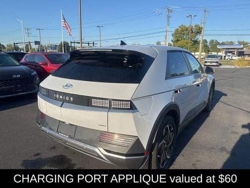 2024 Hyundai IONIQ 5 SEL