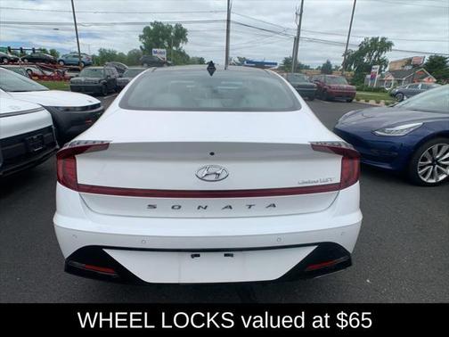 2022 Hyundai SONATA Limited