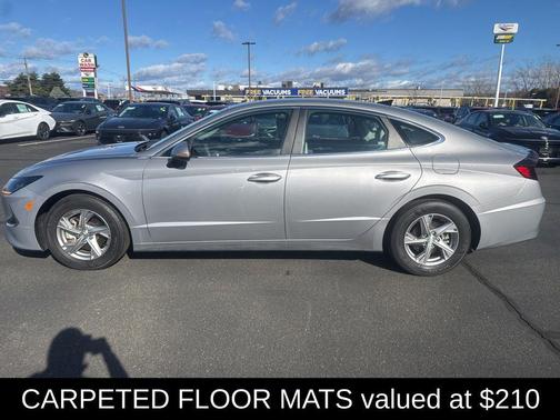 2023 Hyundai SONATA SE