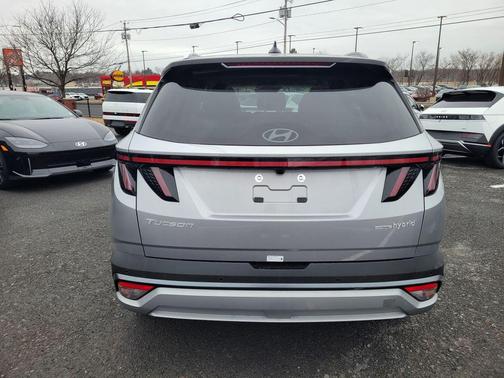 2025 Hyundai TUCSON Hybrid Limited
