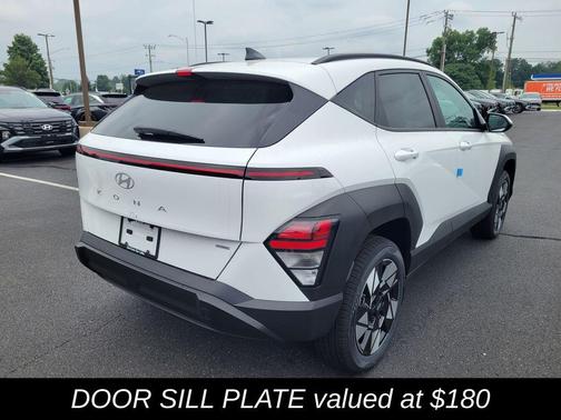 2025 Hyundai KONA SE