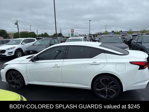 2023 Nissan Altima SR Intelligent AWD